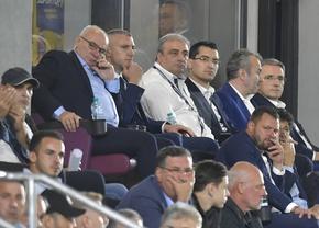 Cei 13 oameni care decid noul selecționer al României