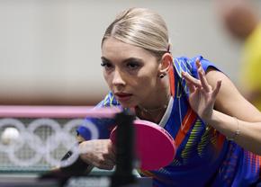 Hotărâtă! Bernadette Szocs s-a calificat în turul al doilea al turneului feminin individual