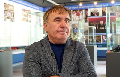 Gheorghe Hagi, influențat într-un moment-cheie de Lucescu: „Cu el au început toate” » Cel mai tensionat moment: „Nu vreți să știți cum a făcut ...”