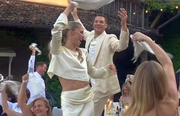 Petrecere în castel! Manuel Neuer s-a recăsătorit în Italia cu o handbalistă mai tânără cu 14 ani