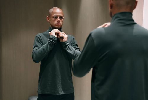 Javier „Chicharito” Hernandez (37 de ani), atacantul lui Guadalajara, a fost sancționat cu o amendă și un avertisment după ce Federația Mexicană de Fotbal (FMF)