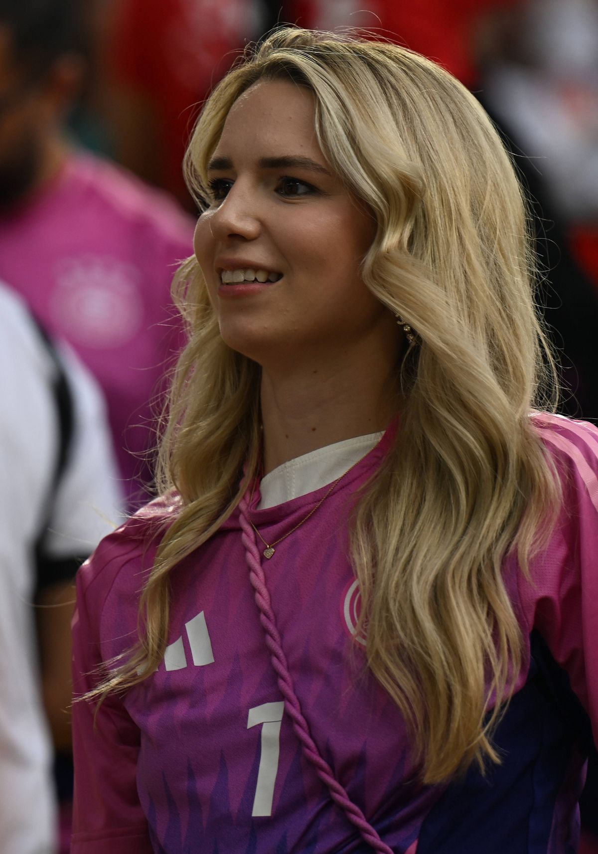 Petrecere în castel! Manuel Neuer s-a recăsătorit în Italia cu o handbalistă mai tânără cu 14 ani