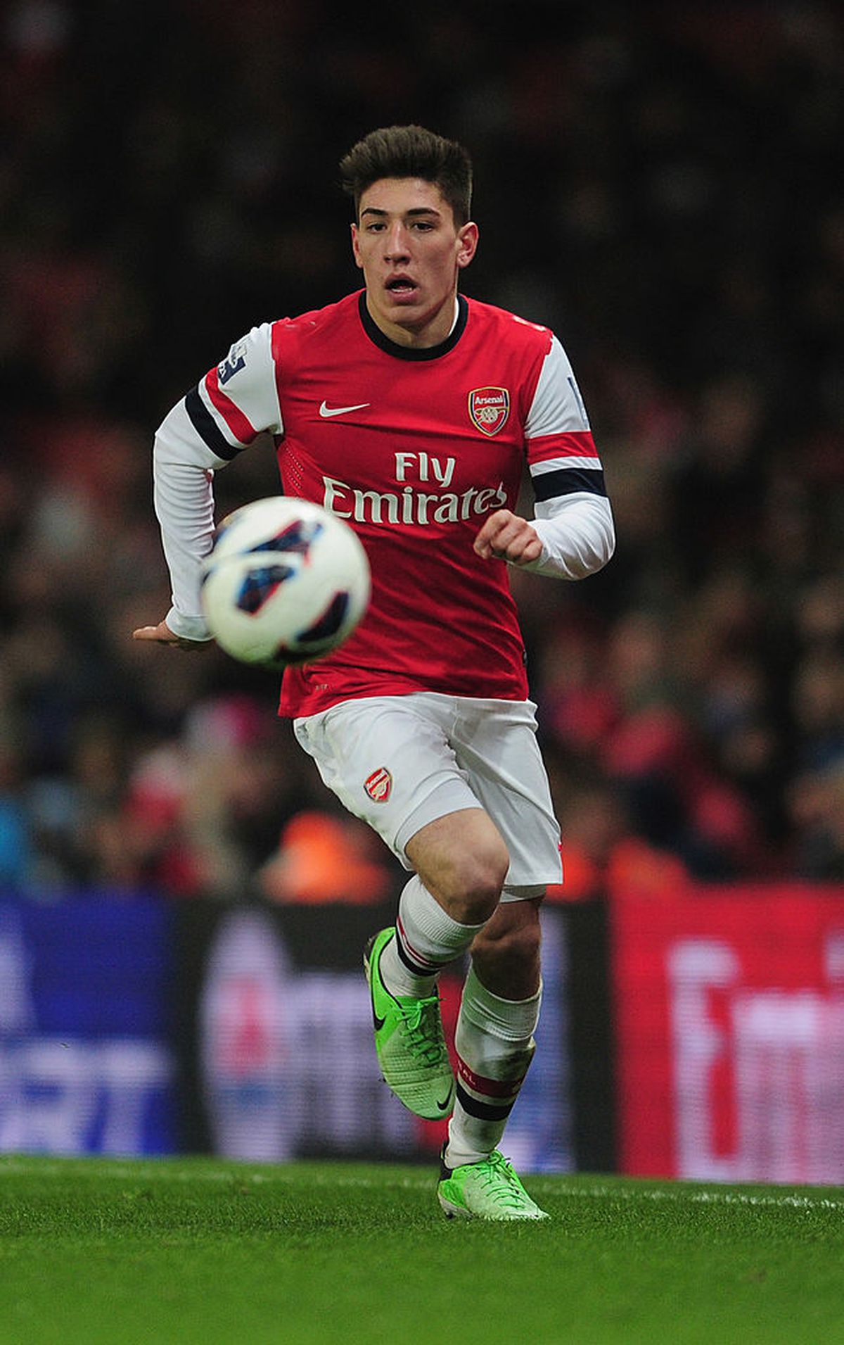 „Literatura mi-a schimbat viața” » A jucat la Barcelona, dar a făcut istorie la Arsenal, iar acum uimește The Guardian: „Aceasta e lista mea de cărți”