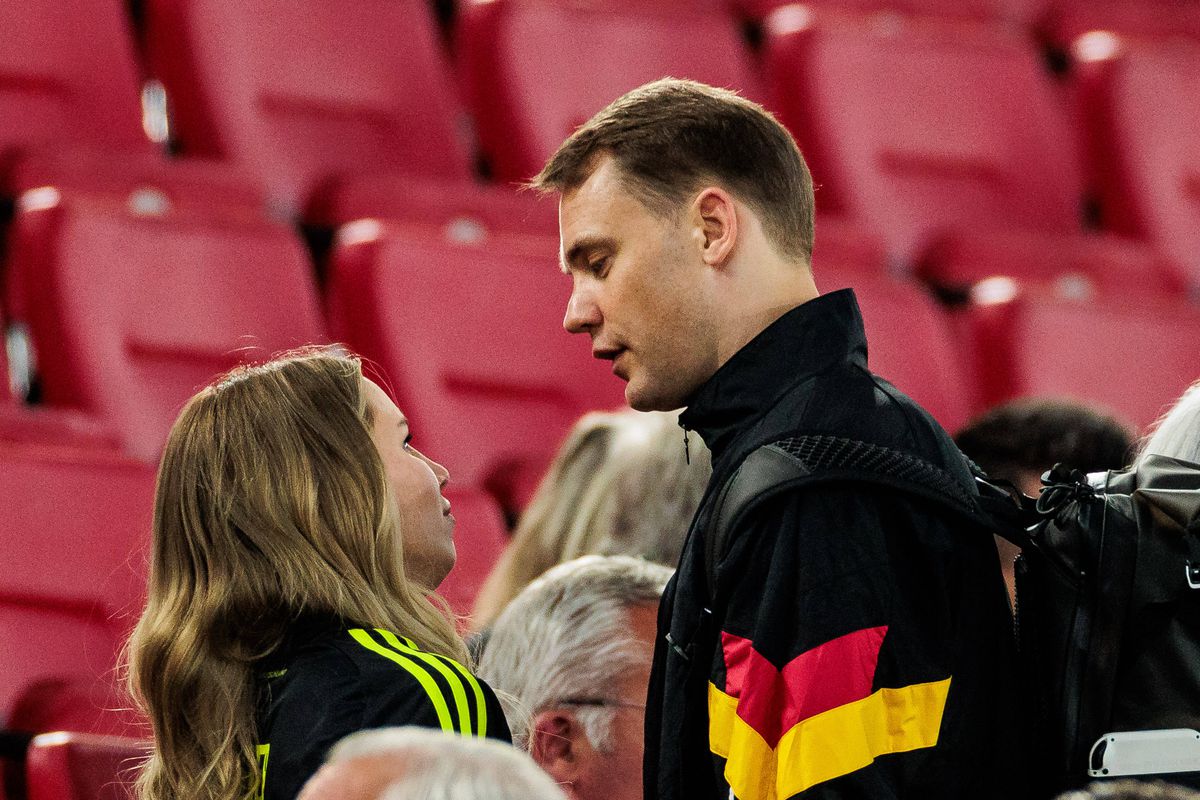 Petrecere în castel! Manuel Neuer s-a recăsătorit în Italia cu o handbalistă mai tânără cu 14 ani