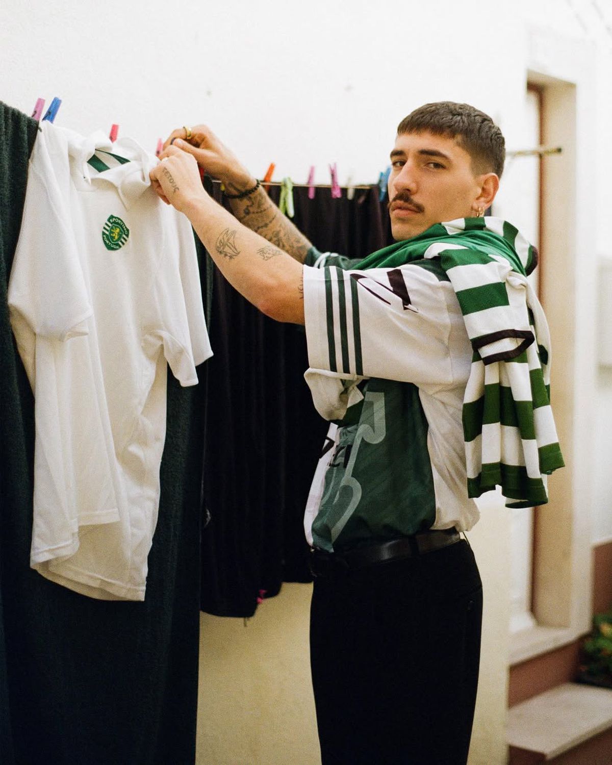 „Literatura mi-a schimbat viața” » A jucat la Barcelona, dar a făcut istorie la Arsenal, iar acum uimește The Guardian: „Aceasta e lista mea de cărți”