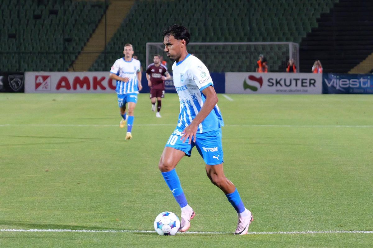 FK Sarajevo - Craiova 2-1 » Surclasată, dar în viață! Aproape de KO, Universitatea a fost resuscitată de supergolul lui Romanchuk