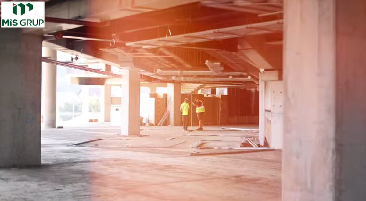 Noi imagini cu Sala Polivalentă din Brașov