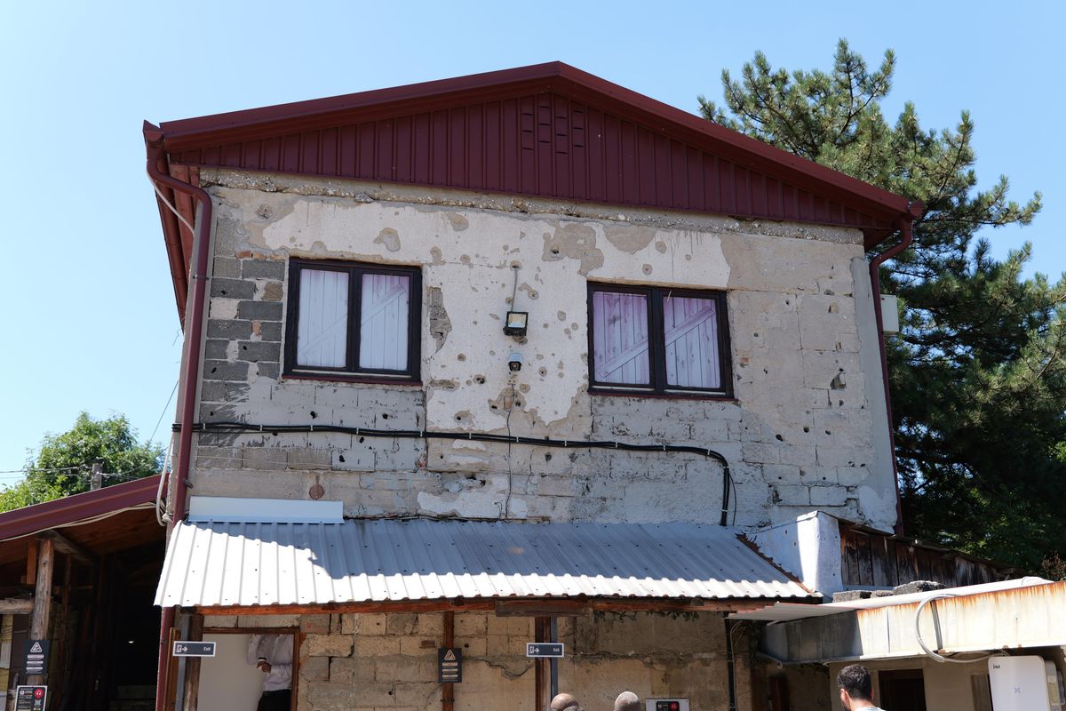 Imagini tulburătoare de la „Tunelul Speranței”, locul de unde și-a câștigat Bosnia independența