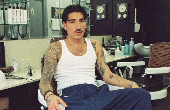 „Literatura mi-a schimbat viața” » A jucat la Barcelona, dar a făcut istorie la Arsenal, iar acum uimește The Guardian: „Aceasta e lista mea de cărți”