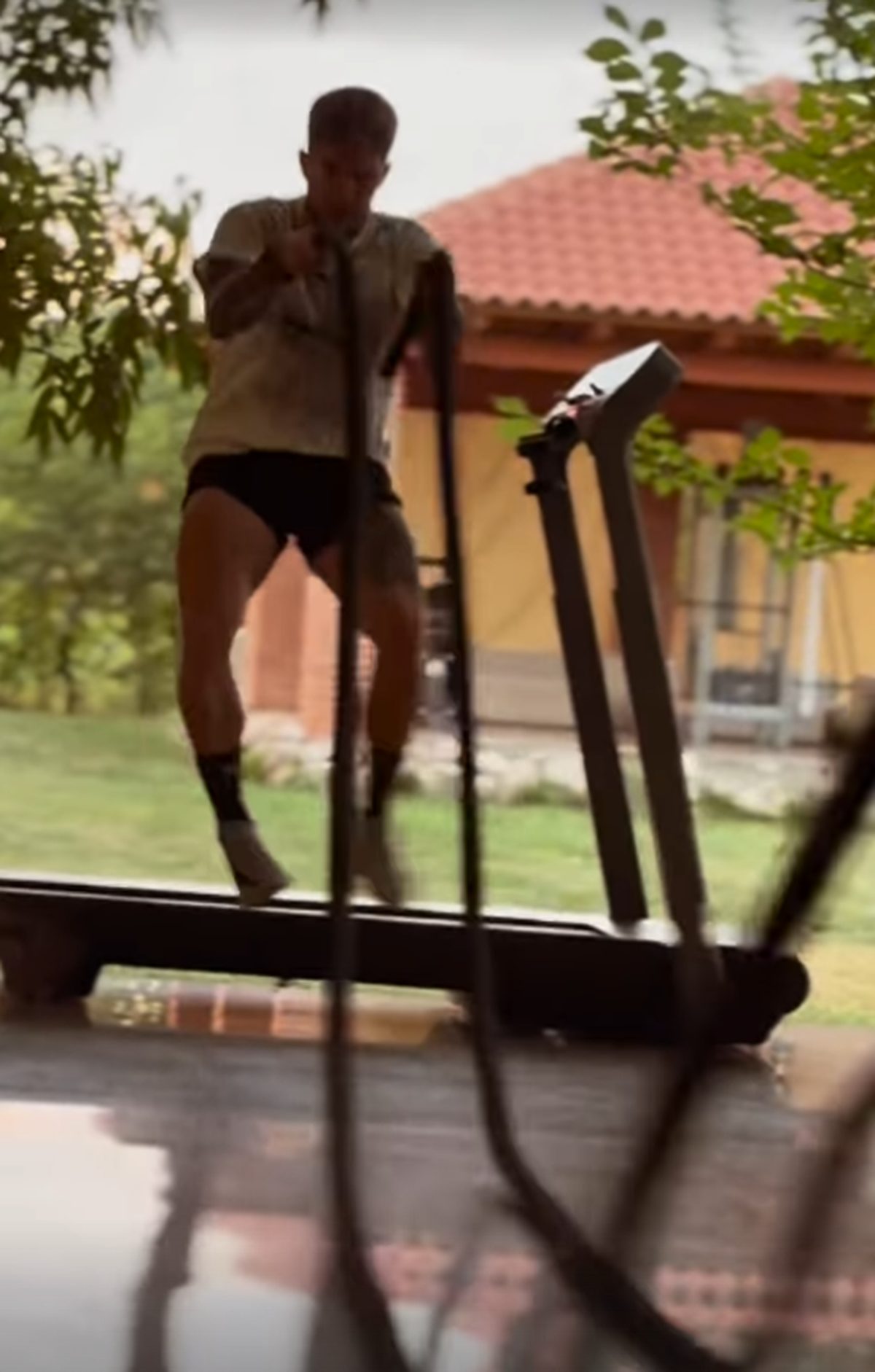 Ce face Alexandru Băluță în așteptarea deciziei lui Gigi Becali