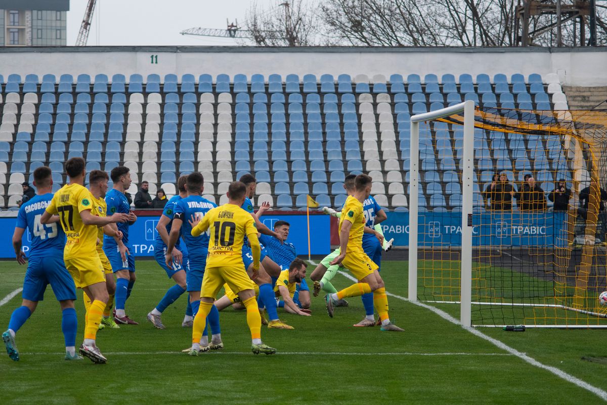 Ucrainenii au modernizat stadionul din Cernăuți și sunt gata pentru noul sezon