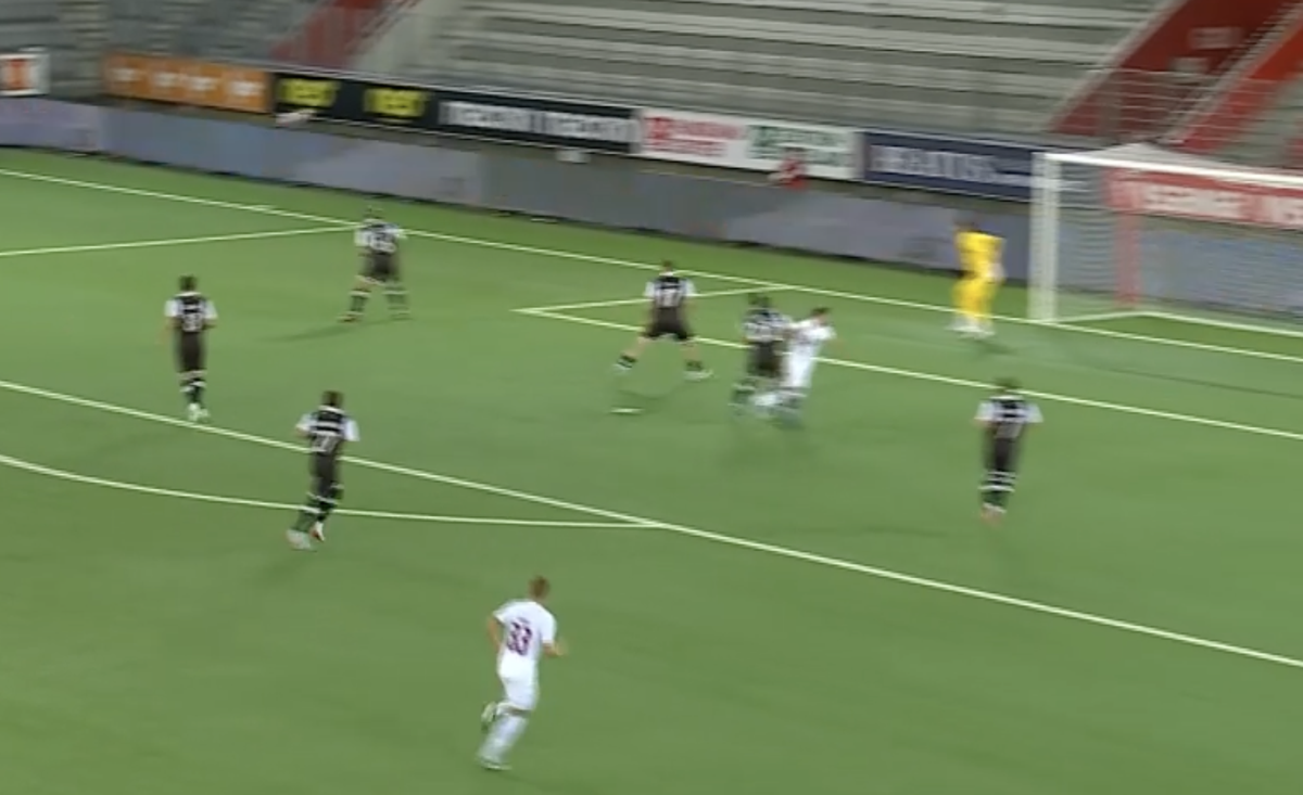 Karlo Muhar a ratat un penalty în Lugano – CFR Cluj