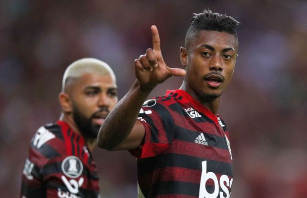 VIDEO El este cel mai rapid fotbalist din lume » A alergat cu o viteză de 38 km/h