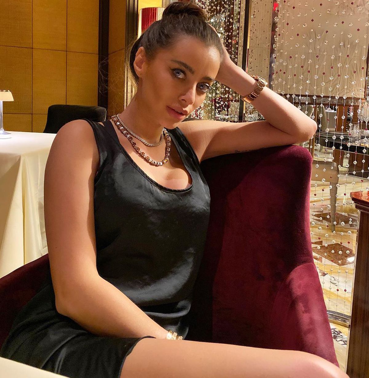 Adrian Mititelu Jr. scoate bani mulți din buzunar ca să țină relația cu fosta lui Marius Niculae. Oana Marica se răsfață în vacanțe scumpe