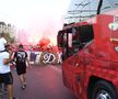 Dinamo - Hermannstadt. FOTO Fanii „câinilor”, invazie la Arena Națională, fără măsuri de distanțare! Contestă planul șefilor spanioli