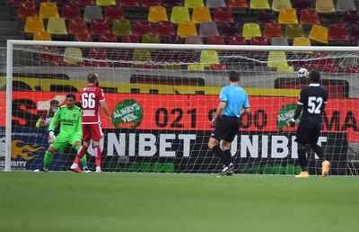 Dinamo - Hermannstadt 1-1. Cătălin Straton, apel către conducere: „Echipa e alături de Mulțescu”