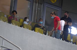 Dinamo - Hermannstadt. FOTO Anamaria și Rebecca Prodan, prezente pe Arena Națională! Cum au reacționat la golul încasat de Dinamo