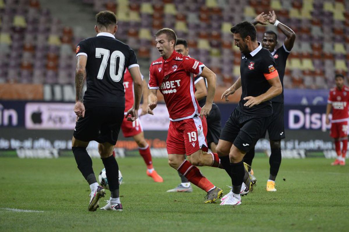 Adam Nemec a efectuat vizita medicală la Dinamo! Atacantul ar putea fi prezentat astăzi