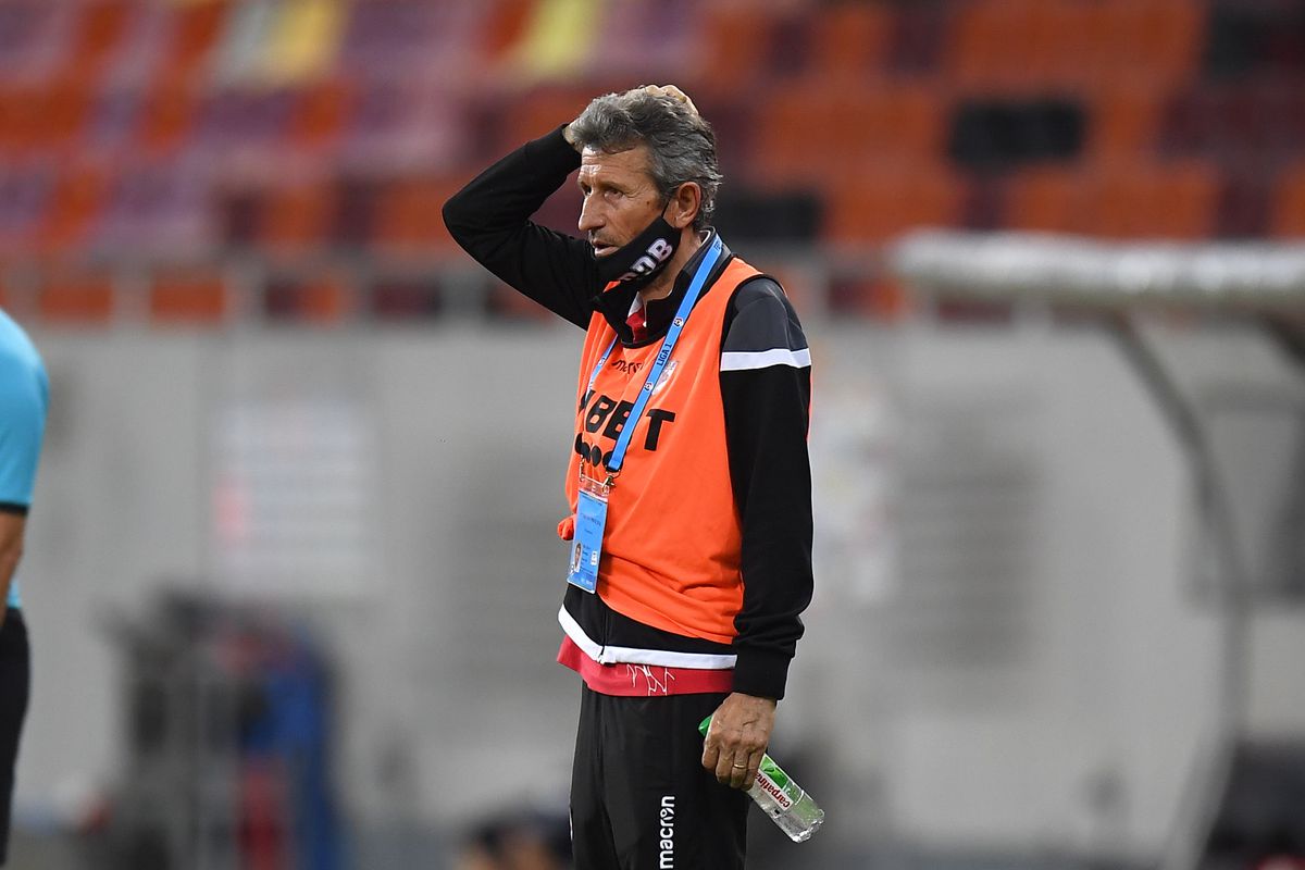 FOTO Cosmin Contra, prezentat oficial de Dinamo! Comunicatul roș-albilor