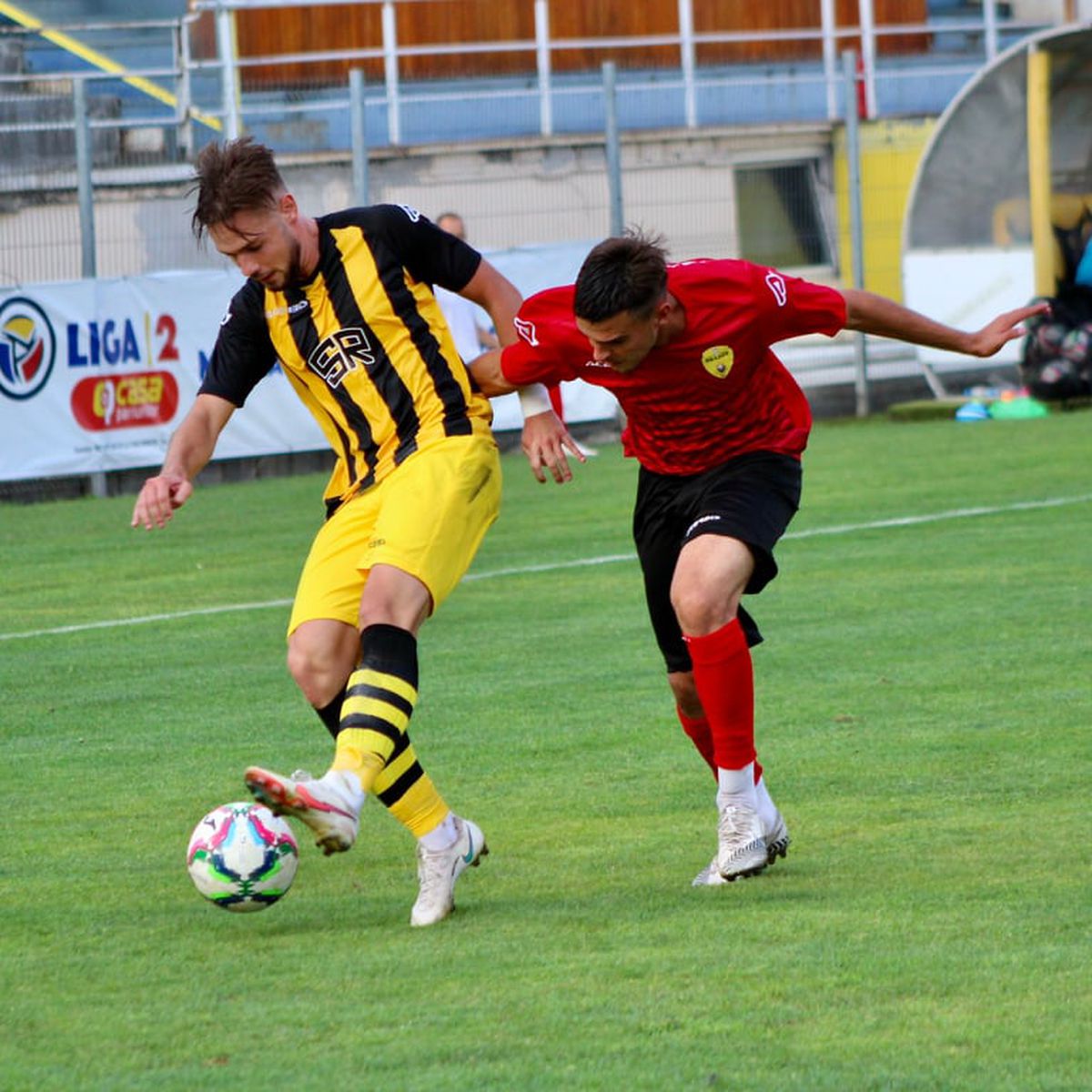 FC BRAȘOV - SR BRAȘOV 0-1. Tibi Ghioane, după calificarea în Cupă cu golul senzațional al portarului: „La noi, publicul e primul jucător, nu al 12-lea!”