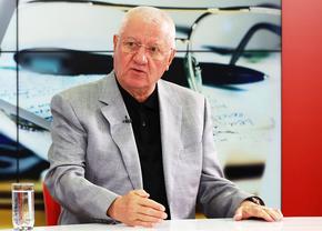 Dumitru Dragomir vine cu o ipoteză incredibilă în conflictul dintre FCSB și CSA Steaua: „Ar trebui ca spectatorii ambelor echipe să se unească şi dacă vor rămâne două echipe, să meargă şi la una, şi la alta”