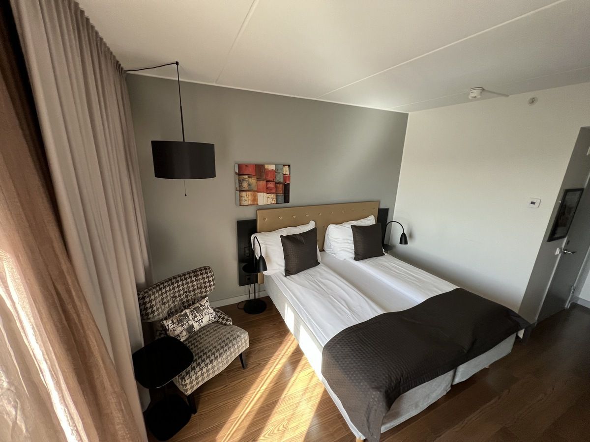 Iată pe ce se duc salariile lui Coman și Olaru! » Echipa GSP prezentă în Norvegia a vizitat hotelul din Stavanger cu prețuri de Burj al-Arab