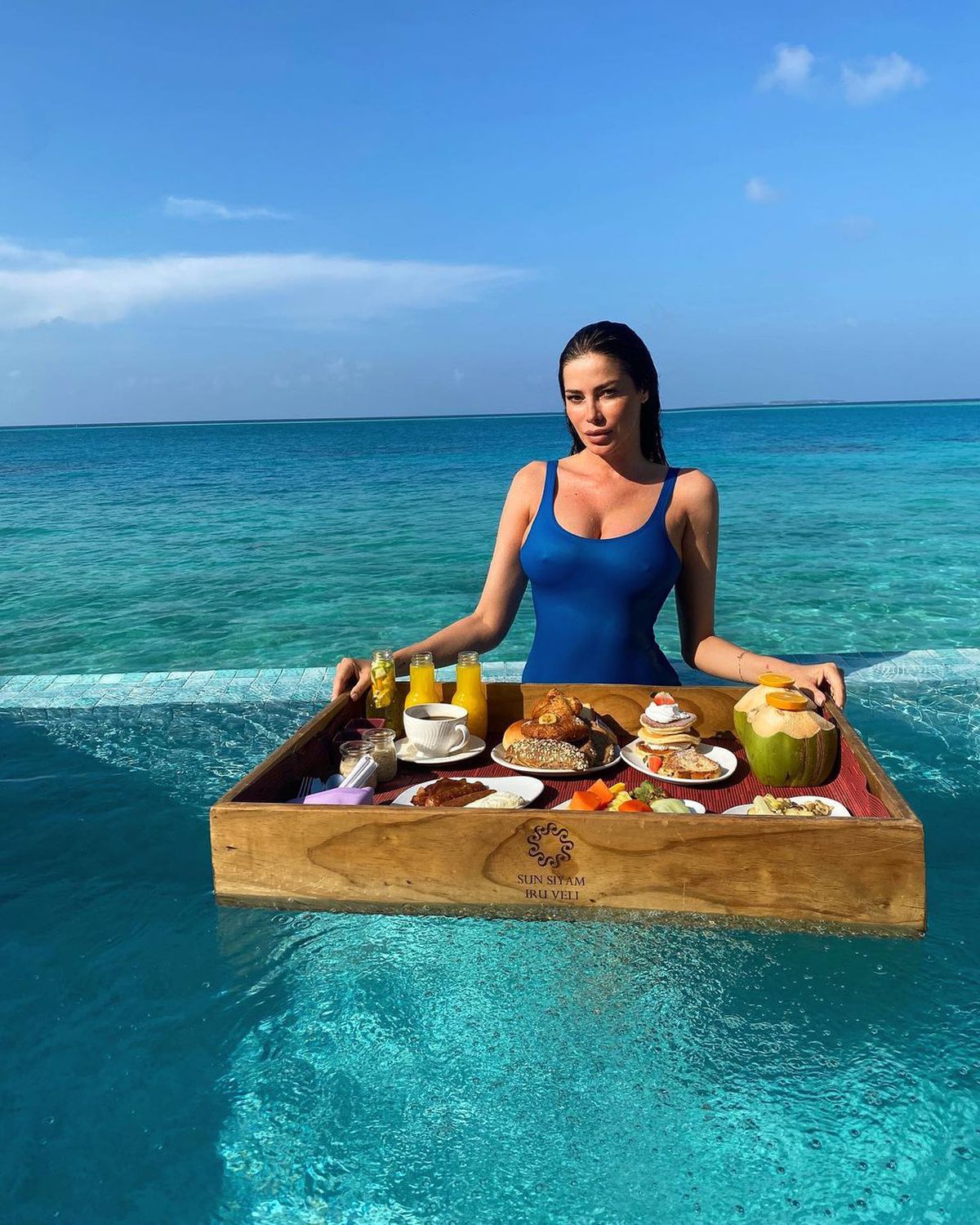 Mourinho, dezvăluiri despre fosta iubită a lui Adrian Mutu: „S-a culcat cu toți jucătorii de la Milan și Inter!”