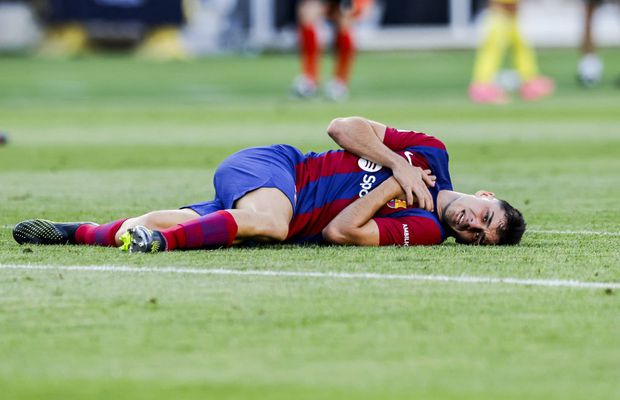 Lovitură pentru Xavi! Unul dintre cei mai importanți fotbaliști de la Barcelona e OUT până în luna octombrie!