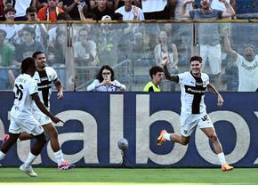 Victorie IMENSĂ pentru Parma în fața Milanului! » Dennis Man, gol și evoluție entuziasmantă