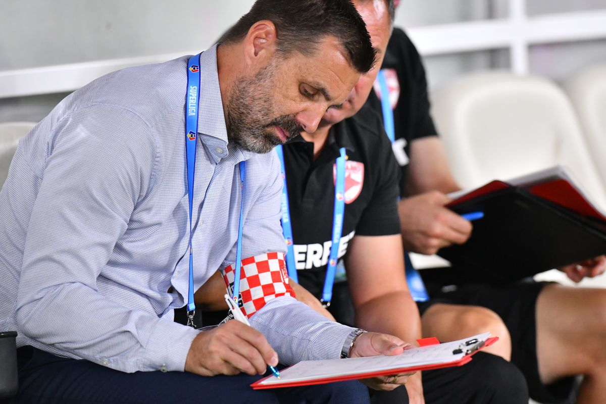 „N-am văzut în viața mea așa ceva, nu uit!” » Mitriță s-a luat de Dinamo, înaintea meciului de la Craiova