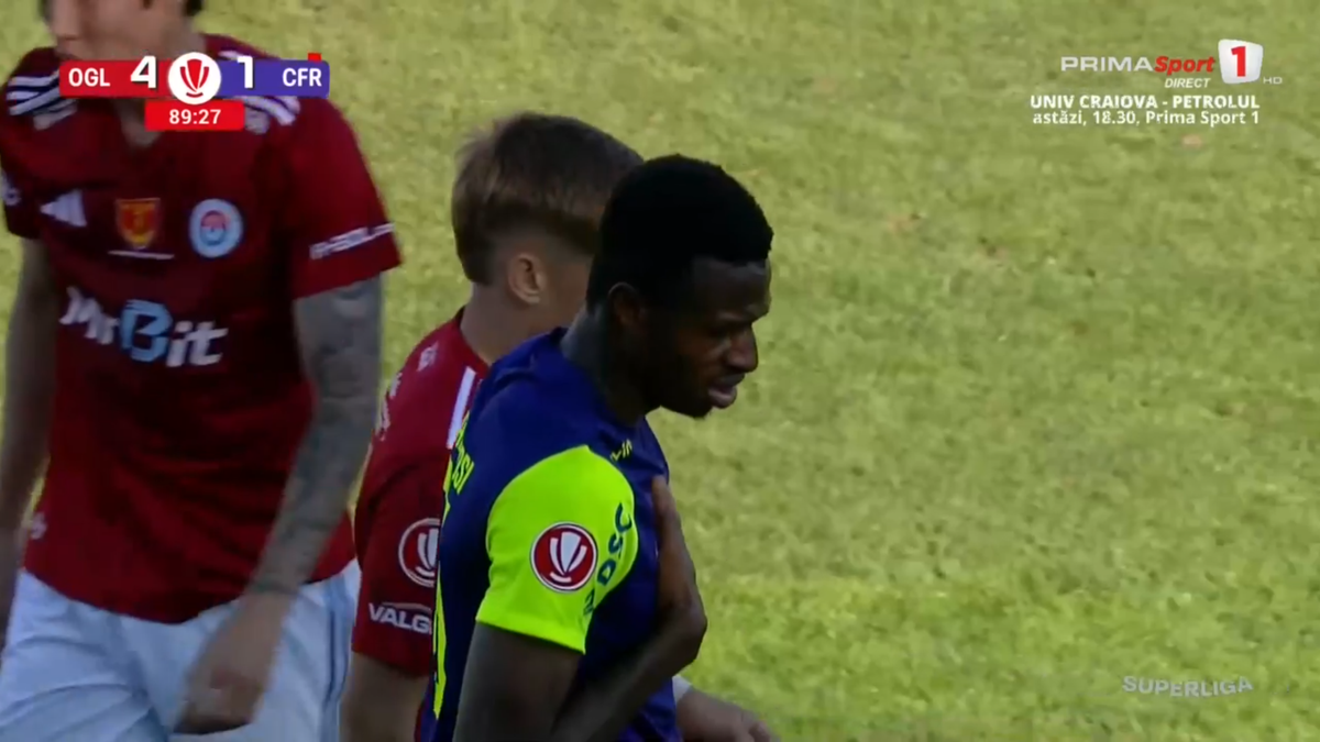 Faze scandaloase în Oțelul - CFR Cluj » Și-au lovit adversarii cu pumnii și picioarele