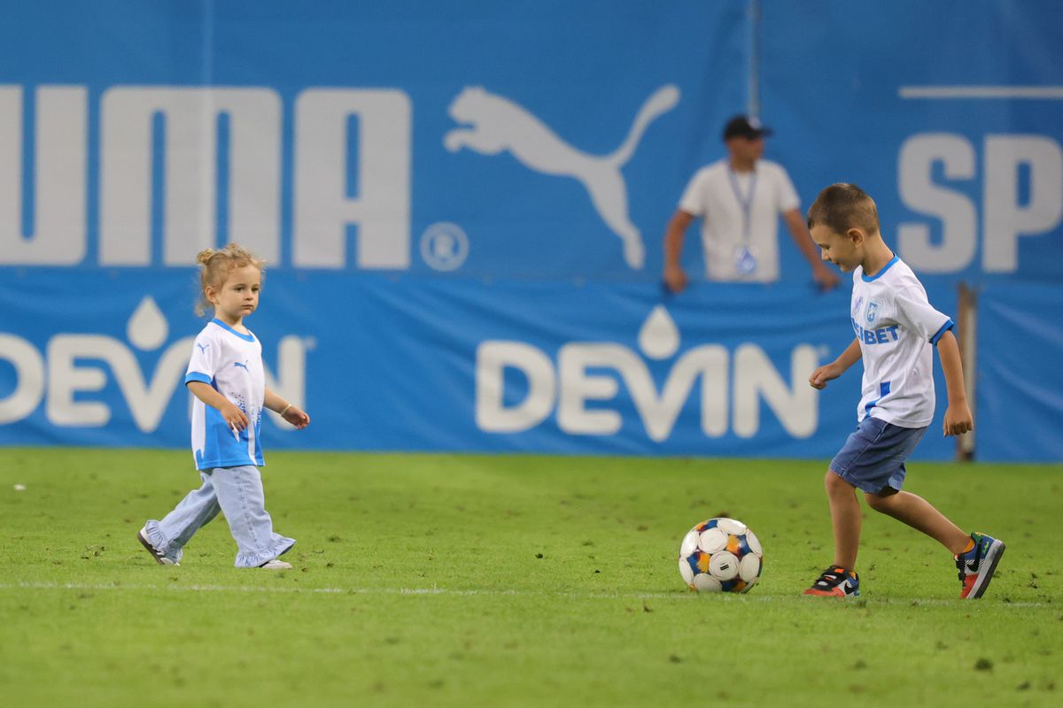 „Tati, ai fost minunată!” » Micuța Ilinca a oferit imaginile serii la Craiova