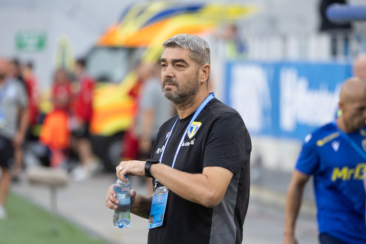 Universitatea Craiova, test reușit cu Petrolul, înaintea returului cu Bașakșehir » Oltenii se desprind în fruntea Superligii