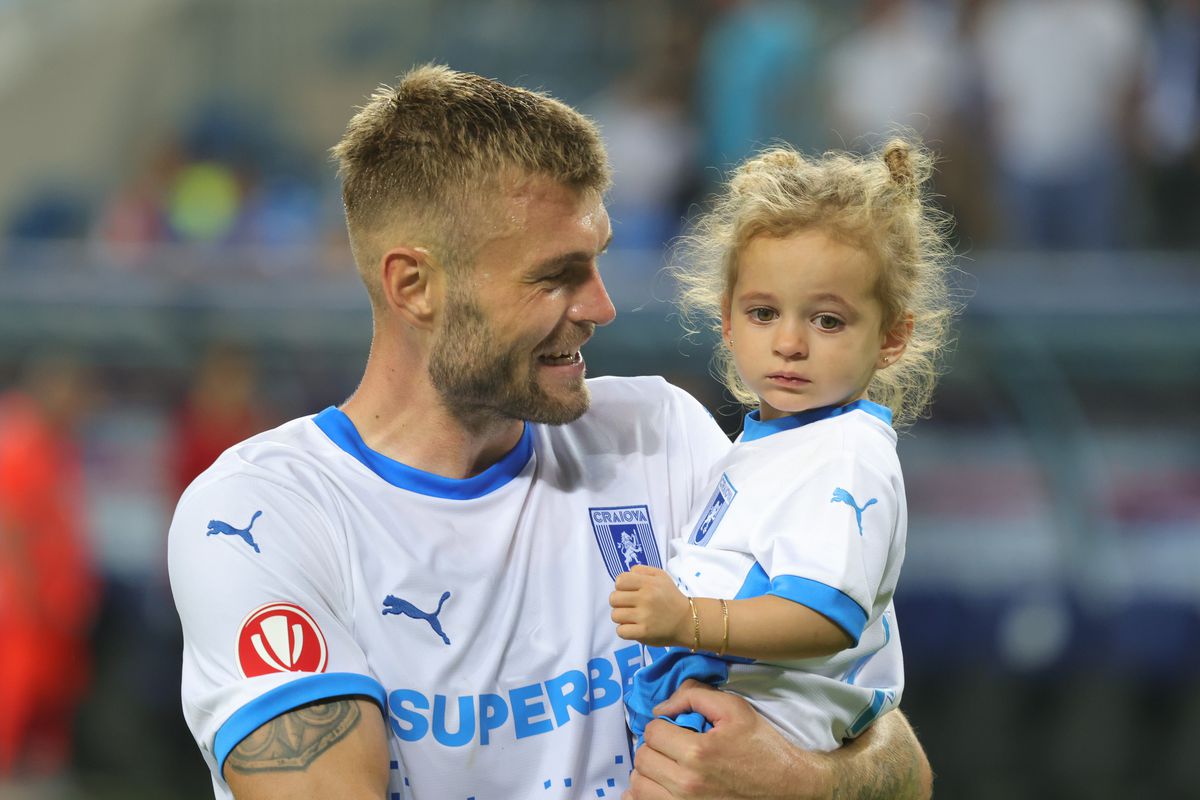 „Tati, ai fost minunată!” » Micuța Ilinca a oferit imaginile serii la Craiova