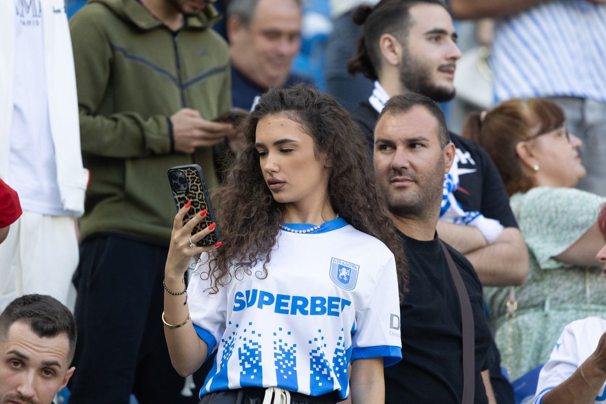 Lavinia, prietena lui Mihnea Rădulescu