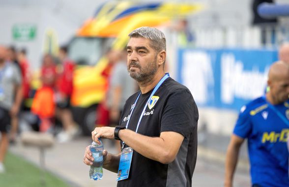 Liviu Ciobotariu a avut un discurs categoric la adresa jucătorilor săi, apoi a exclamat: „Cum a intrat, Doamne ferește!”