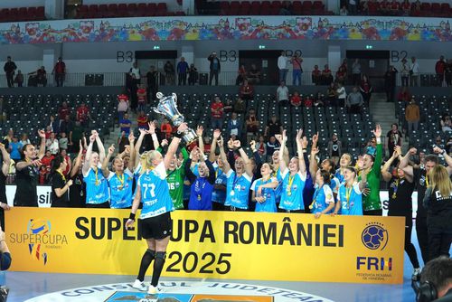CSM București a câștigat Supercupa / FOTO: Facebook @CSMBOfficial