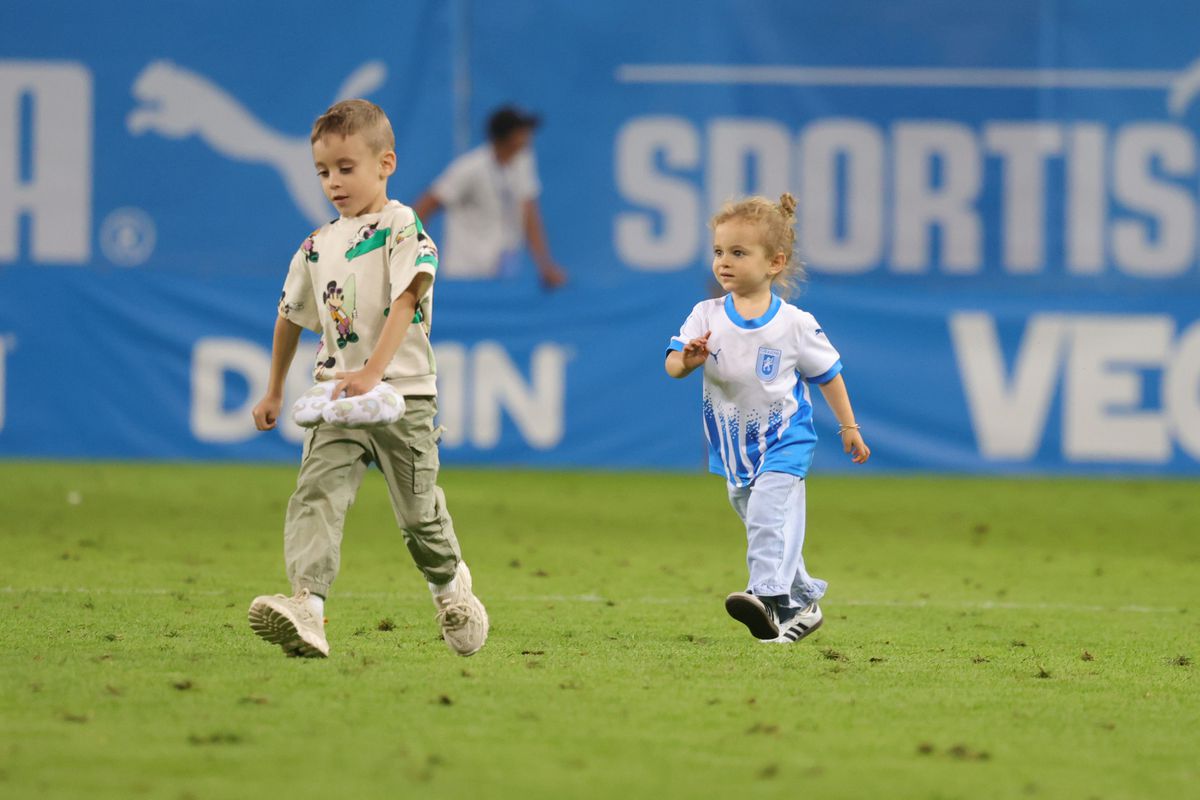 „Tati, ai fost minunată!” » Micuța Ilinca a oferit imaginile serii la Craiova