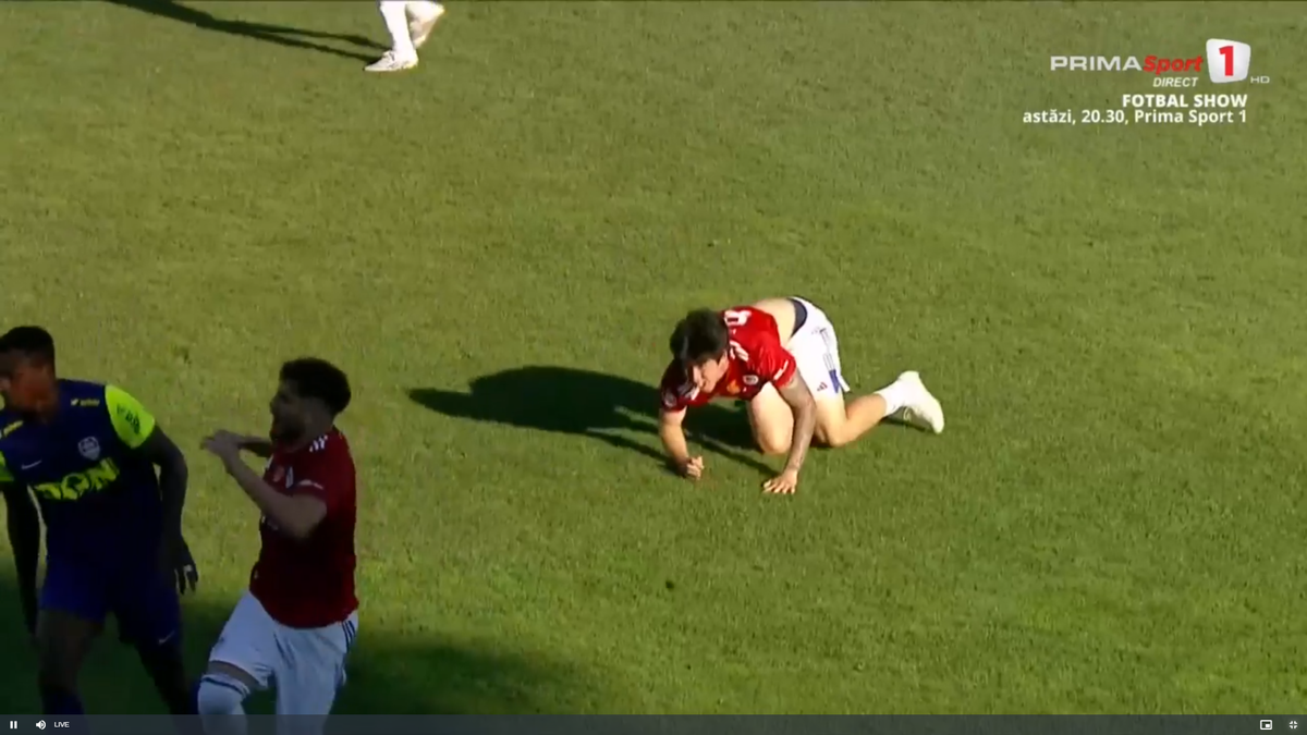 Faze scandaloase în Oțelul - CFR Cluj » Și-au lovit adversarii cu pumnii și picioarele