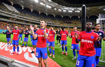 Jucătorii campioanei au venit în fața Peluzei Nord și au primit un ultimatum clar