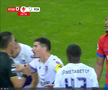 Fază controversată în FCSB - Argeș: Ngezana, iertat de eliminare? » „Foarfecă” direct în capul unui adversar, care a fost schimbat înainte de pauză