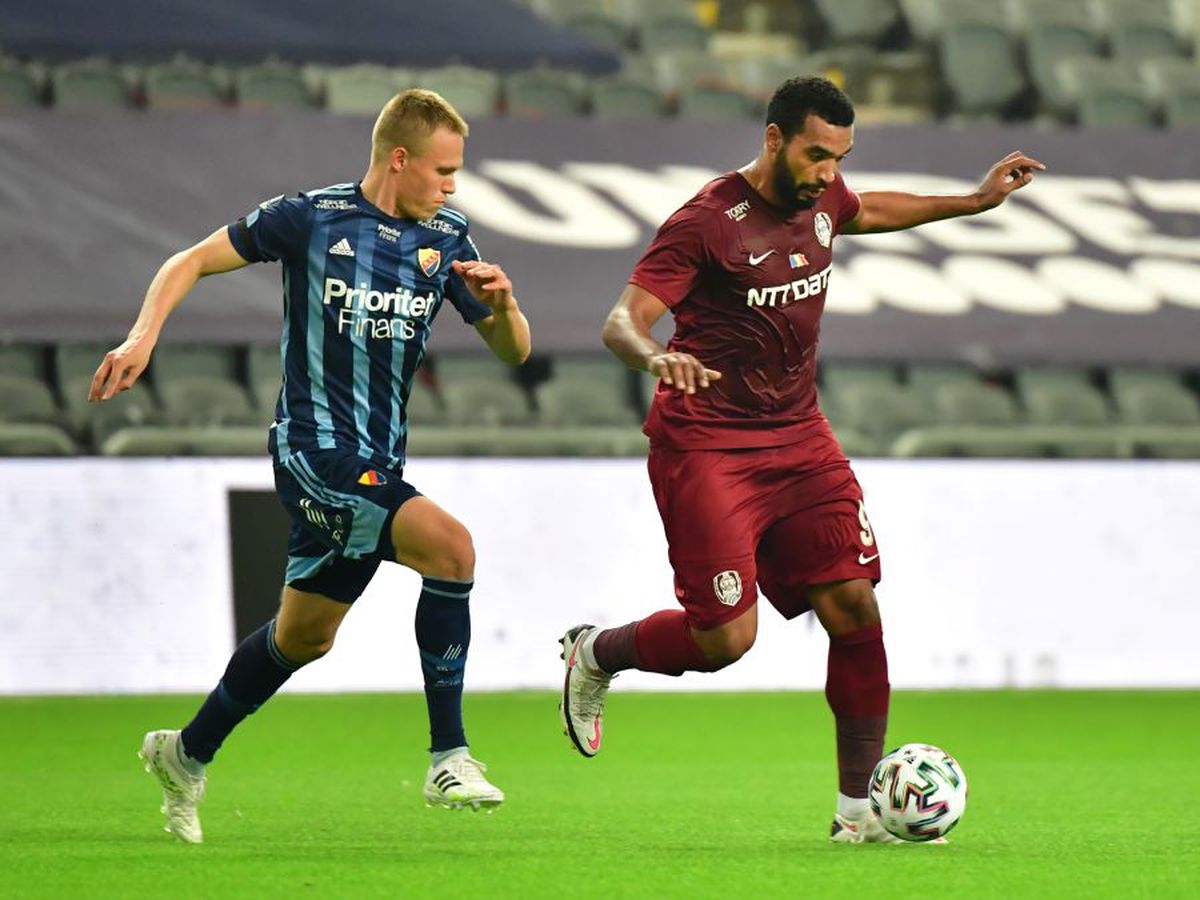 DJURGARDEN - CFR CLUJ. Dan Petrescu, iute și furios în Suedia: „Spune-i, bă, că e penalty!” 