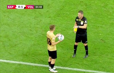 Costin contestă eliminarea cu Rapid: „Când i-am spus că mai am un galben, a rămas așa...”