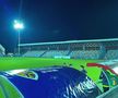 Conform reporterilor GSP aflați la stadion, nocturna stadionului „Anghel Iordănescu” a cedat parțial chiar înainte de startul partidei / FOTO: Vlad Nedelea