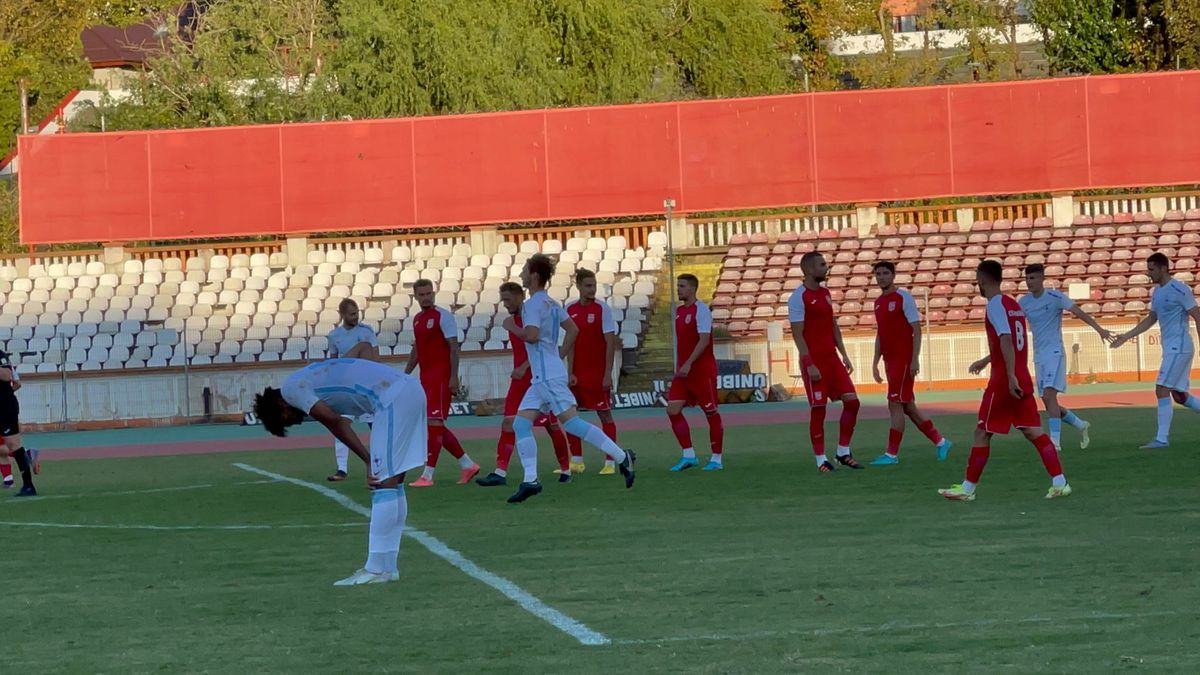 „Te chinuie Neubert?” » Cum a răspuns Omrani și meciul la care va debuta pentru FCSB