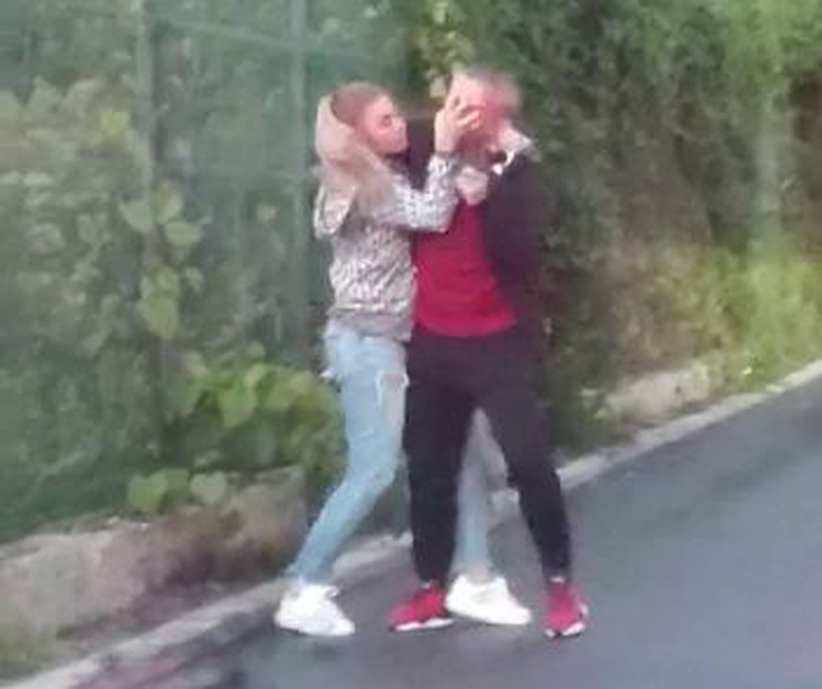 Noi imagini cu bătaia dintre Anamaria Prodan și Reghecampf