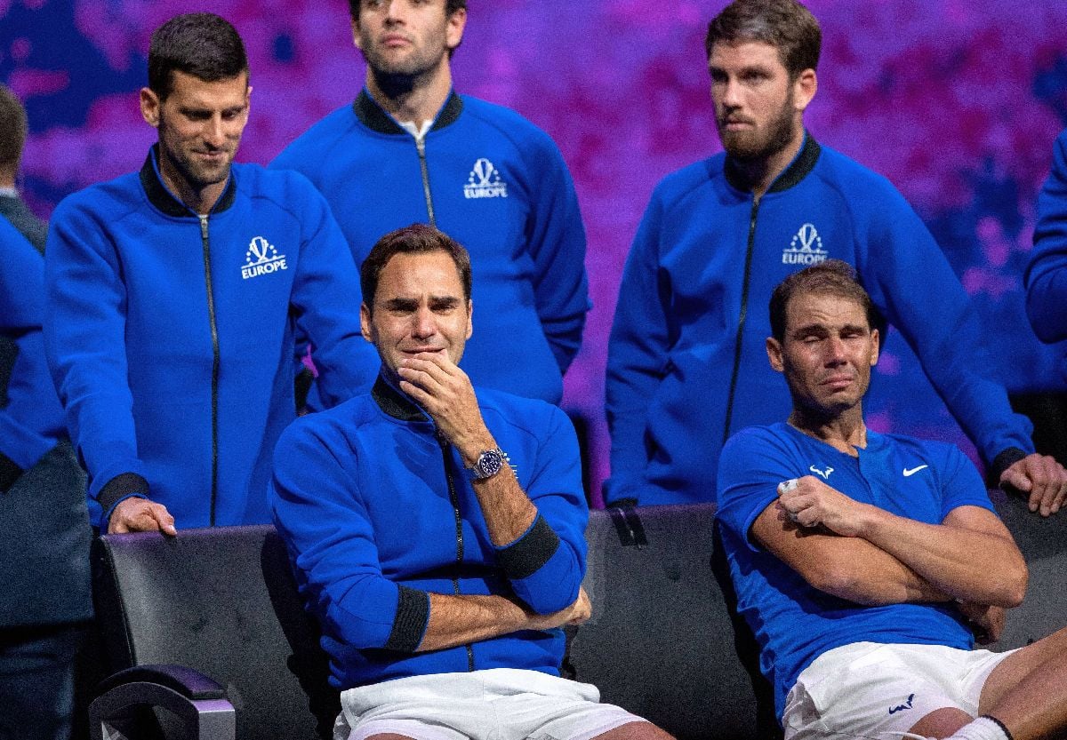 Roger Federer și Rafael Nadal au plâns cot la cot după ultimul meci din cariera elvețianului