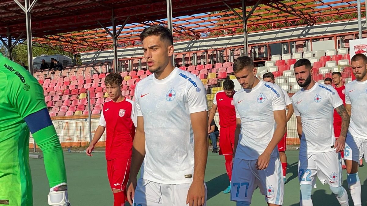 CS Dinamo - FCSB 2 » Vlad Nedelea & facebook.com/FCSBOfficial