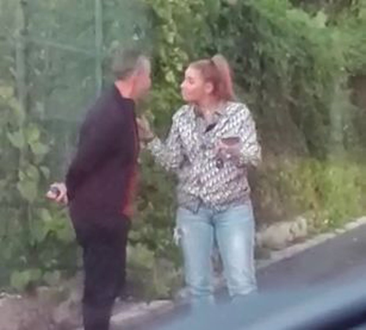 Noi imagini cu bătaia dintre Anamaria Prodan și Reghecampf