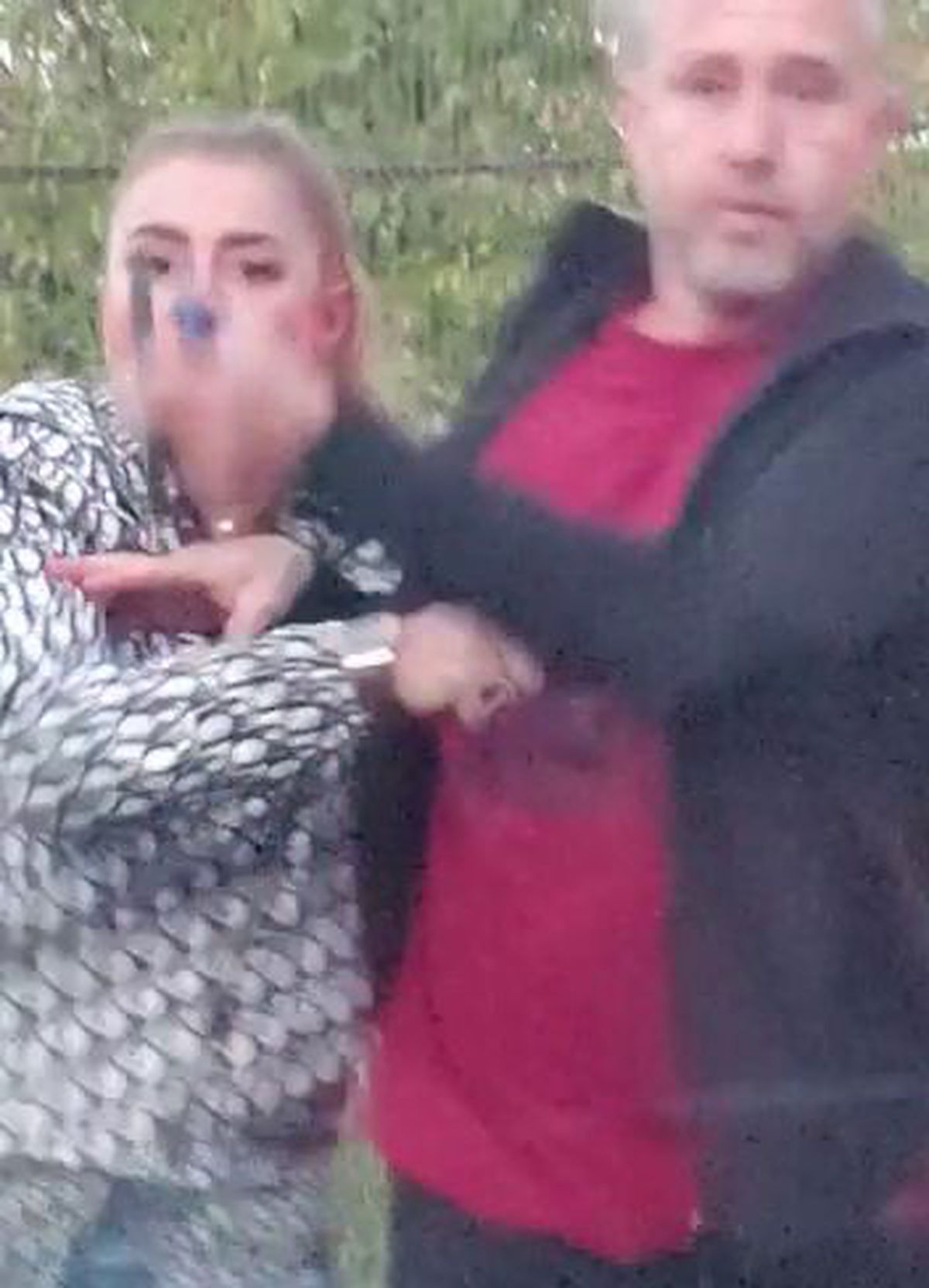 Bătaia dintre Anamaria Prodan și Laurențiu Reghecampf a durat mai mult decât s-a crezut inițial » Ce au surprins camerele de supraveghere